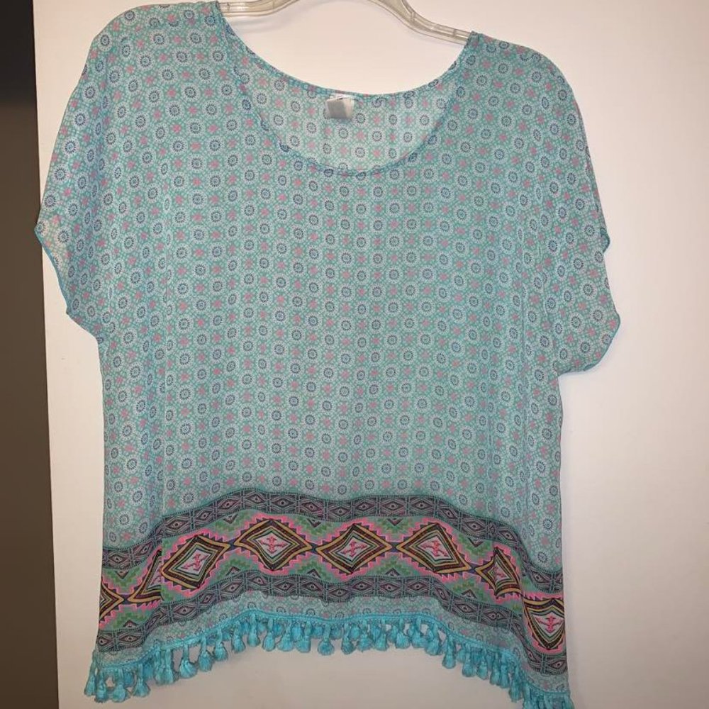 Brand new R. Rouge women's top. Great color & detail, with a western design.
